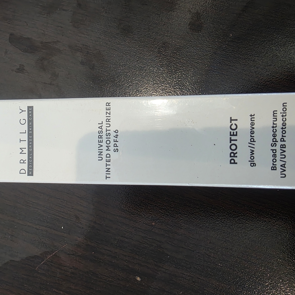 Tinted Sunscreen  SPF 46  New Sealed As Seen Ok Tik Tok